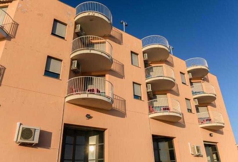 Fotos del hotel Sirenella:  3