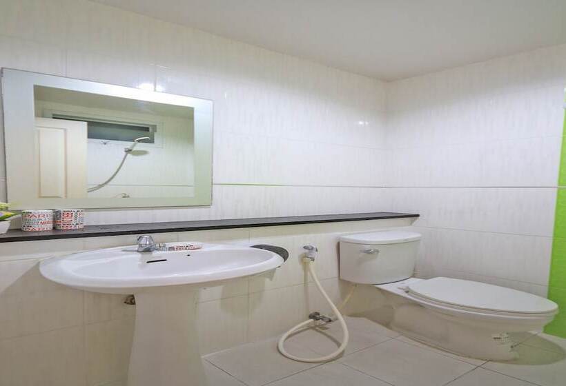 Fotos del hotel Phuket Airport Suites & Lounge Bar:  5