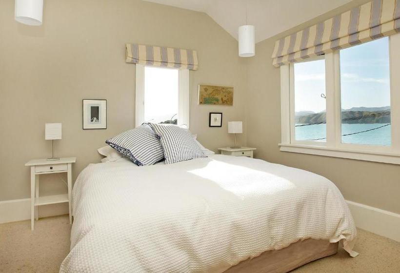 Fotos del hotel Beachfront Wellington Bed And Breakfast:  8