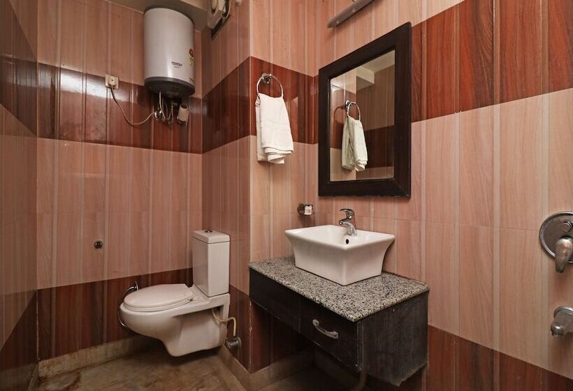 Fotos del hotel Oyo 23595 Hotel Tajway Inn:  10