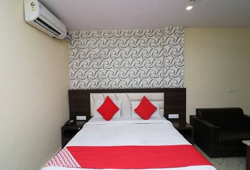 Fotos del hotel Oyo 23595 Hotel Tajway Inn:  12