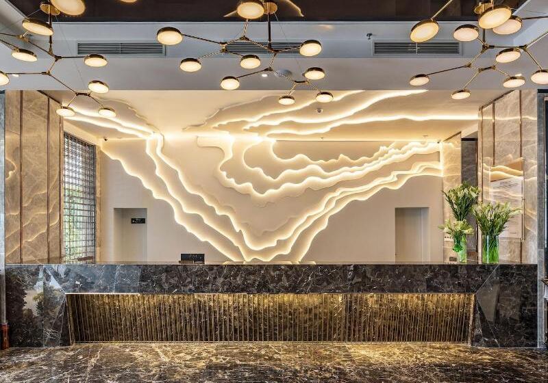 Fotos del hotel Muong Thanh Luxury Saigon:  7