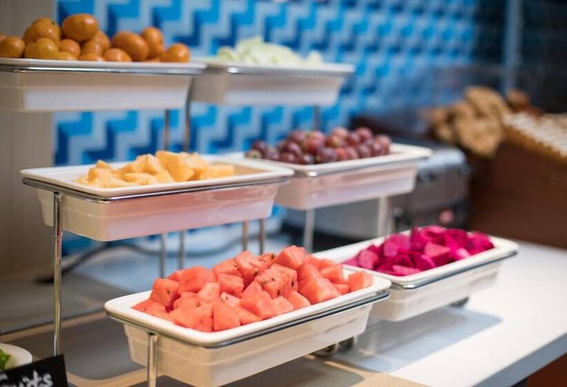 Fotos del hotel Holiday Inn Express Beijing Shijingshan Lakeview, An Ihg:  4