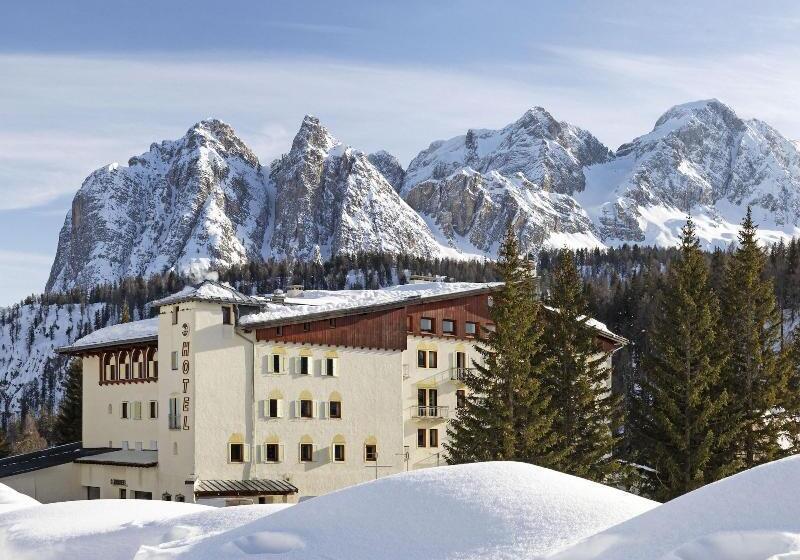 Fotos del hotel B&b  Passo Tre Croci Cortina:  10