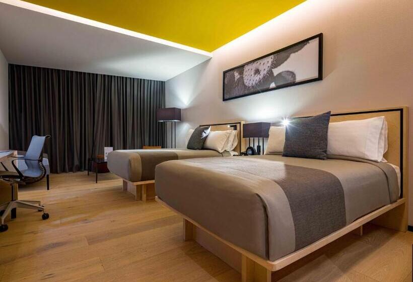 Galeria Plaza San Jeronimo