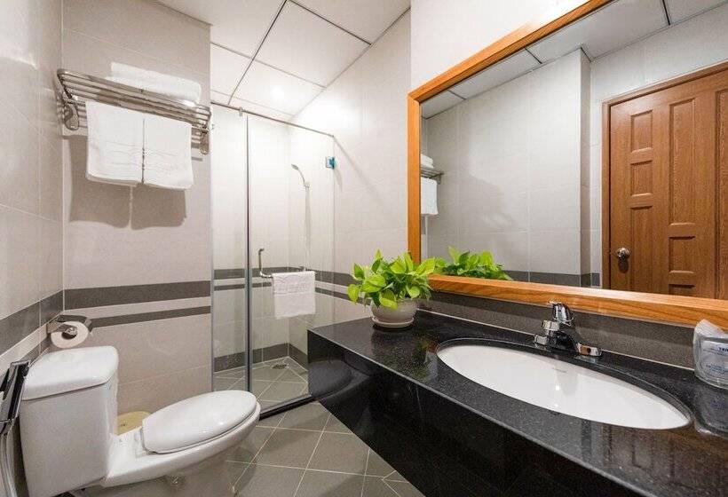 Fotos del hotel Reddoorz Yen Nam  Hoang Van Thu Street:  13