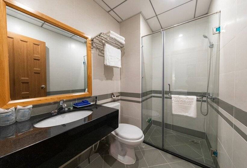 Fotos del hotel Reddoorz Yen Nam  Hoang Van Thu Street:  19