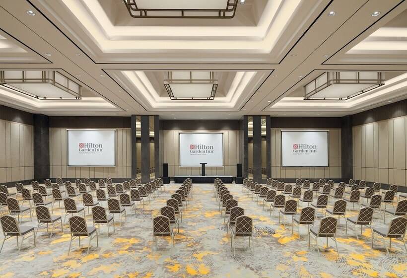 Fotos del hotel Hilton Garden Inn Jakarta Taman Palem:  9