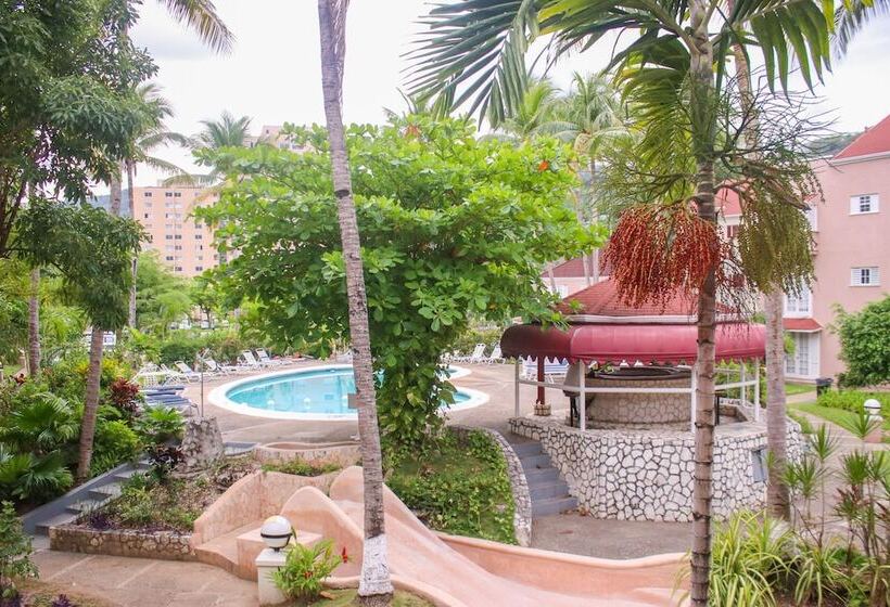 Fotos del hotel Fisherman Point Beach Resort:  10