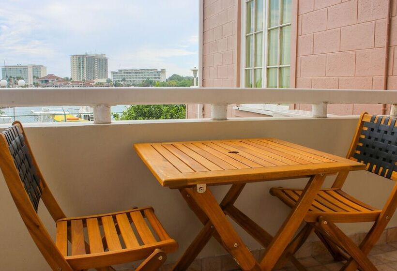 Fotos del hotel Fisherman Point Beach Resort:  13