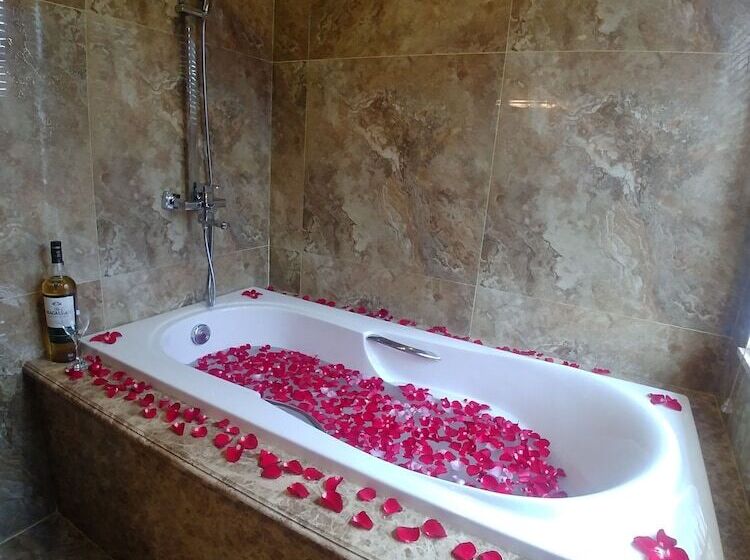 Fotos del hotel Thai Hoa Riverside:  14