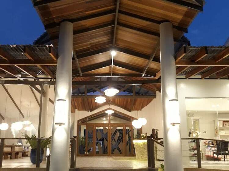 Fotos del hotel Paras Beach Resort:  11