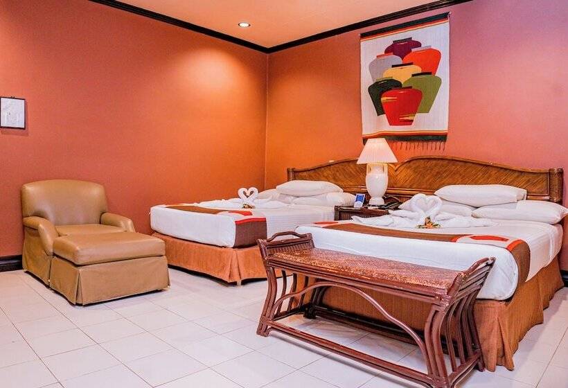 Fotos del hotel Paras Beach Resort:  8