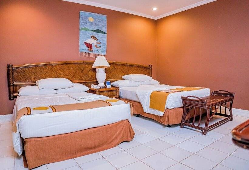 Fotos del hotel Paras Beach Resort:  6