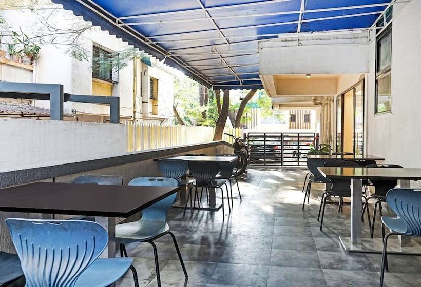 Fotos del hotel Capital O 2327  Eco Inn:  21