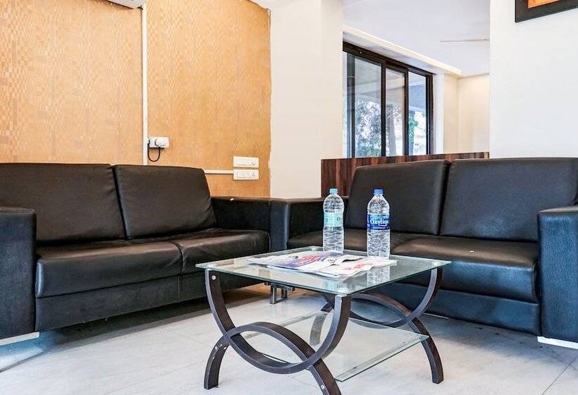 Fotos del hotel Capital O 2327  Eco Inn:  4