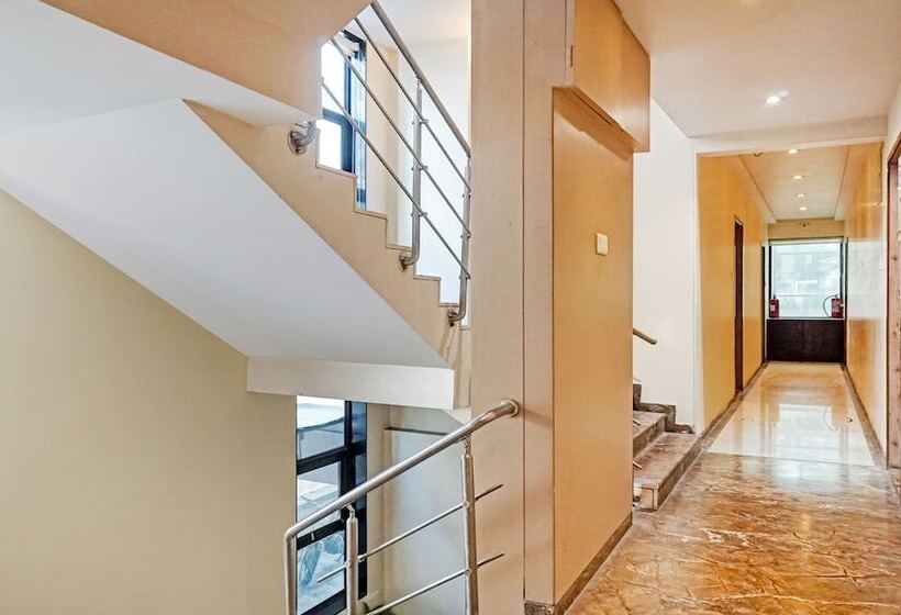 Fotos del hotel Capital O 2327  Eco Inn:  10