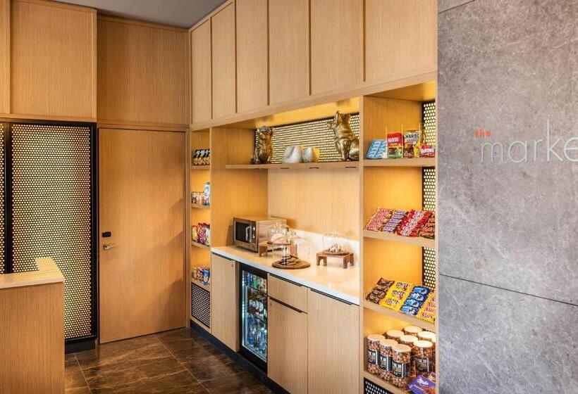 Fotos del hotel Courtyard By Marriott Baku:  7