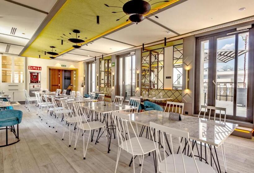 Fotos del hotel Pestana Cr7 Gran Vía Madrid:  18