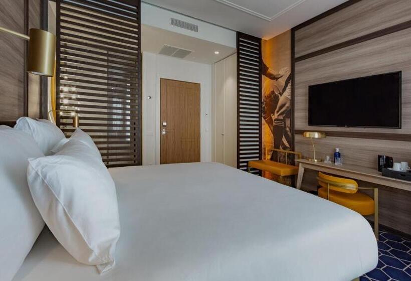 Fotos del hotel Pestana Cr7 Gran Vía Madrid:  17