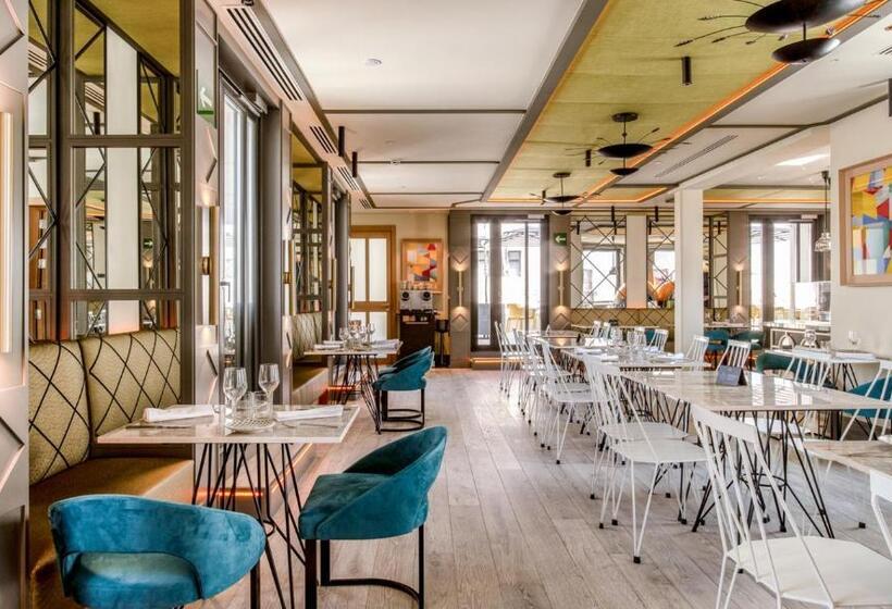 Fotos del hotel Pestana Cr7 Gran Vía Madrid:  3