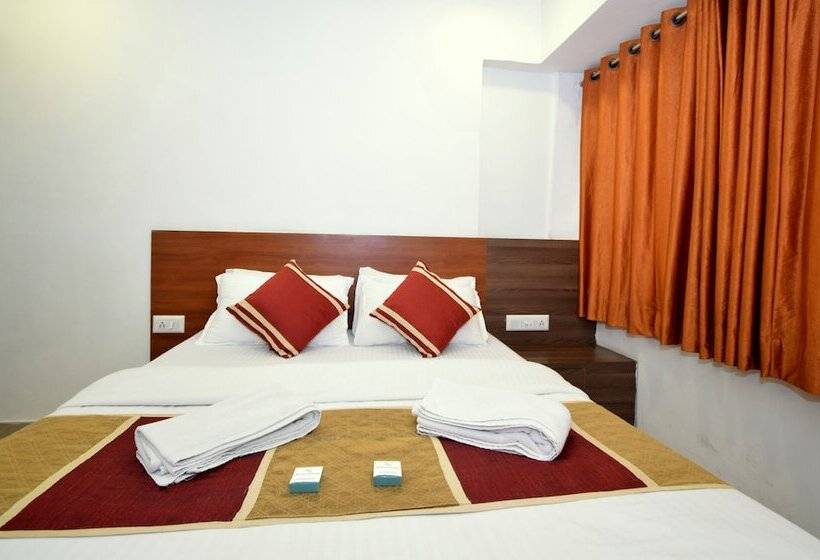 Fotos del hotel Anupam, Paldi:  5