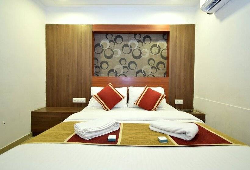 Fotos del hotel Anupam, Paldi:  3