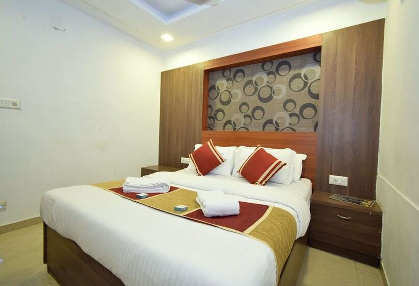 Fotos del hotel Anupam, Paldi:  2