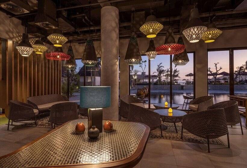 Fotos del hotel Pullman Lombok Mandalika Beach Resort:  7