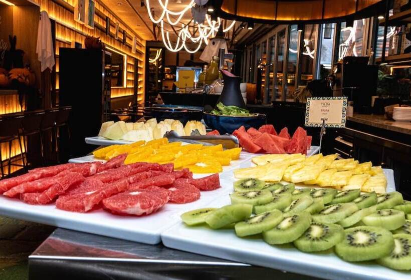 Fotos del hotel Akeah Hotel Gran Via - Adults Only:  11