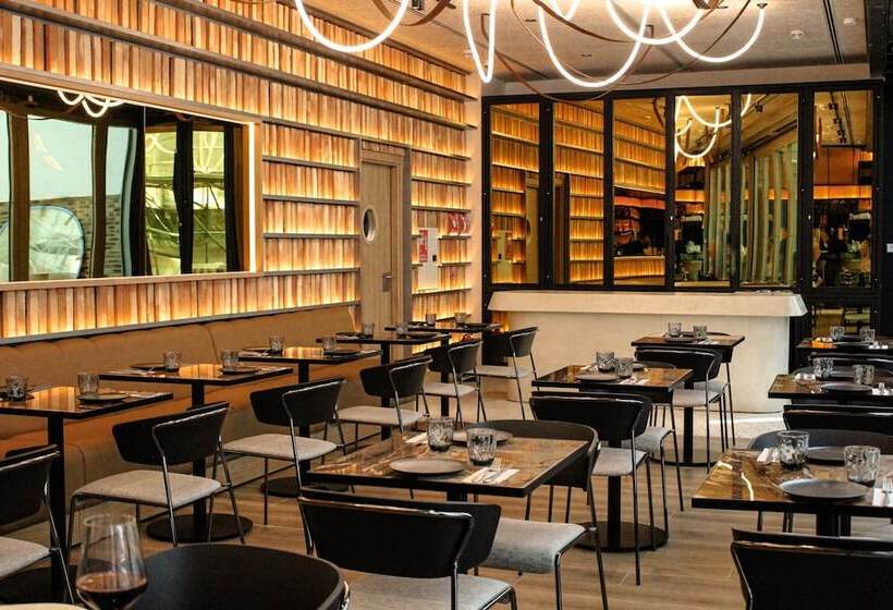 Fotos del hotel Akeah Hotel Gran Via - Adults Only:  12