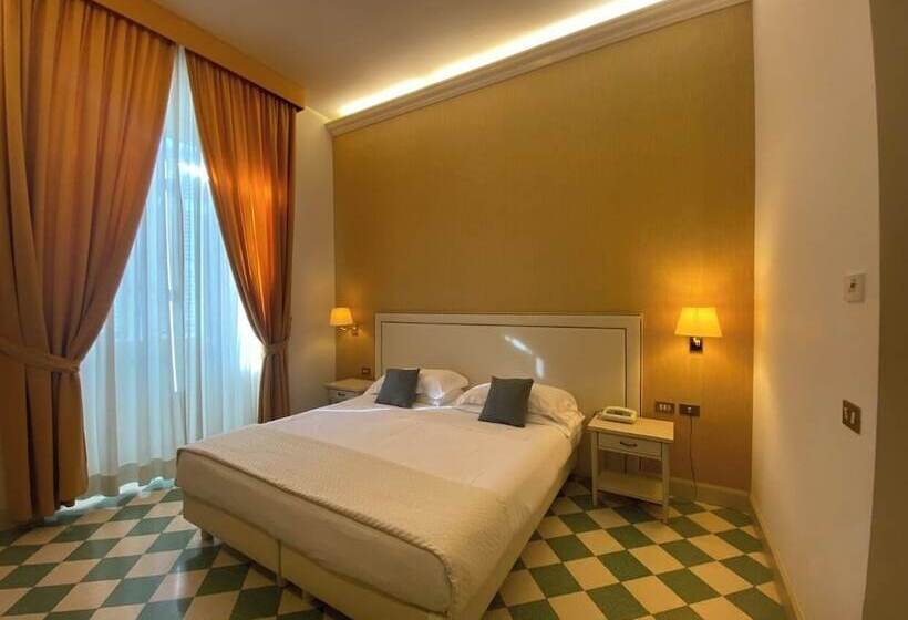 Fotos del hotel Dnb House:  17