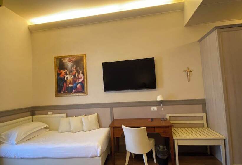 Fotos del hotel Dnb House:  9