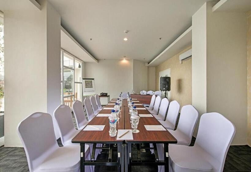 Fotos del hotel Whiz Prime Hotel Hasanuddin Makassar:  6