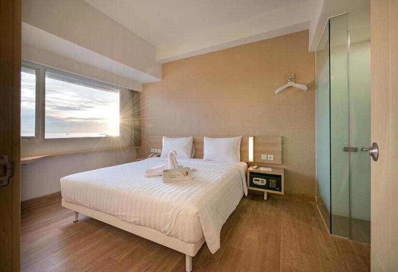 Fotos del hotel Whiz Prime Hotel Hasanuddin Makassar:  2