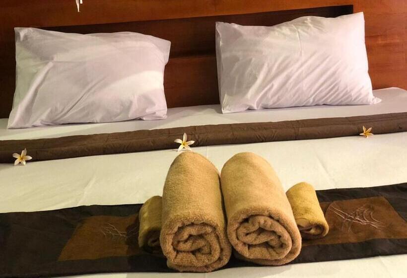 Fotos del hotel Junjungan Suite Villa:  22