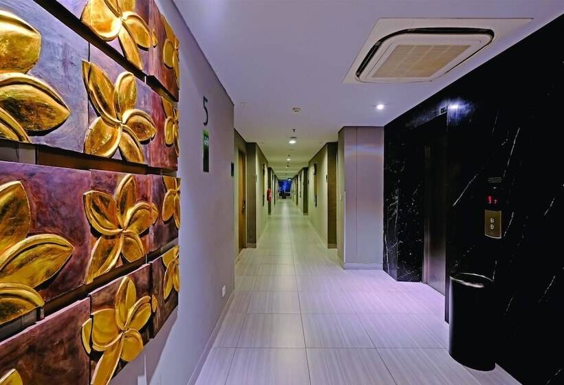 Fotos del hotel Pesonna Hotel Semarang:  3