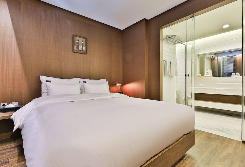 Fotos del hotel Makers:  8