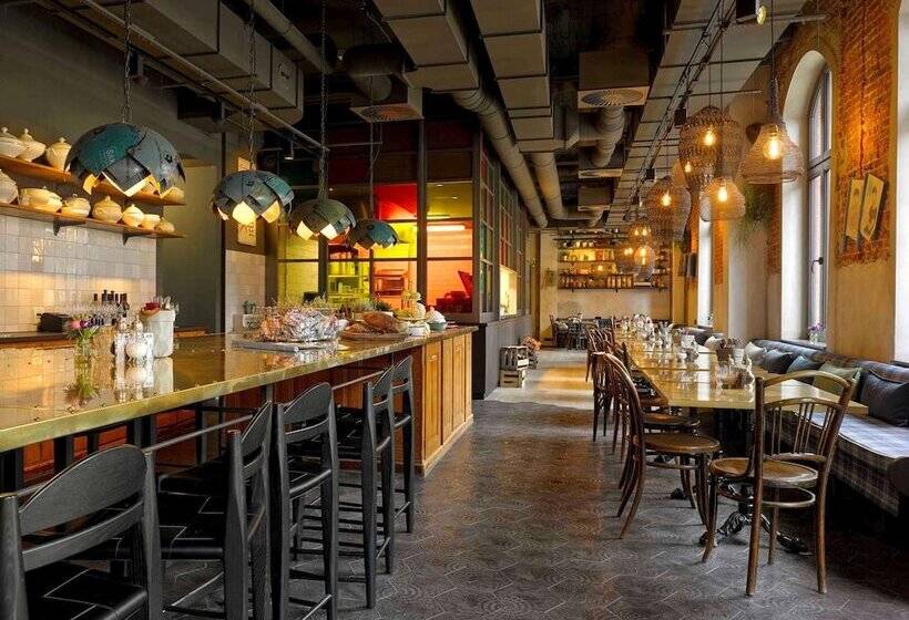 Fotos del hotel 25hours Hotel Altes Hafenamt:  8