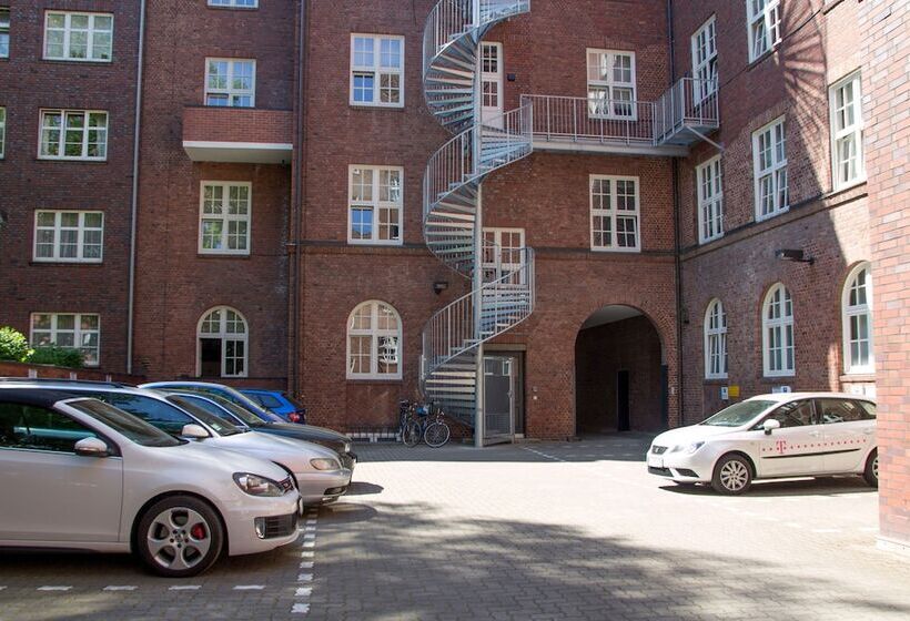 Fotos del hotel Apartment040:  4