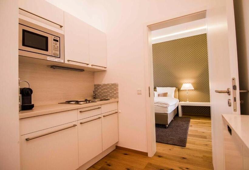 Fotos del hotel Helvetia Suites:  13