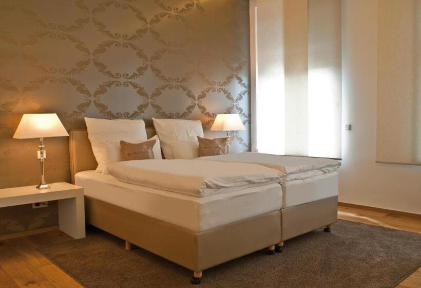 Fotos del hotel Helvetia Suites:  16