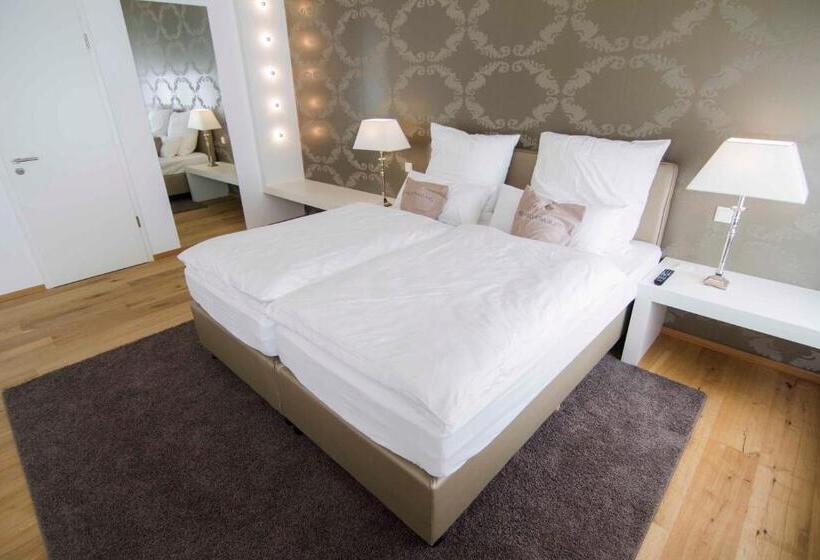 Fotos del hotel Helvetia Suites:  18