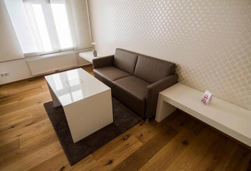 Fotos del hotel Helvetia Suites:  25