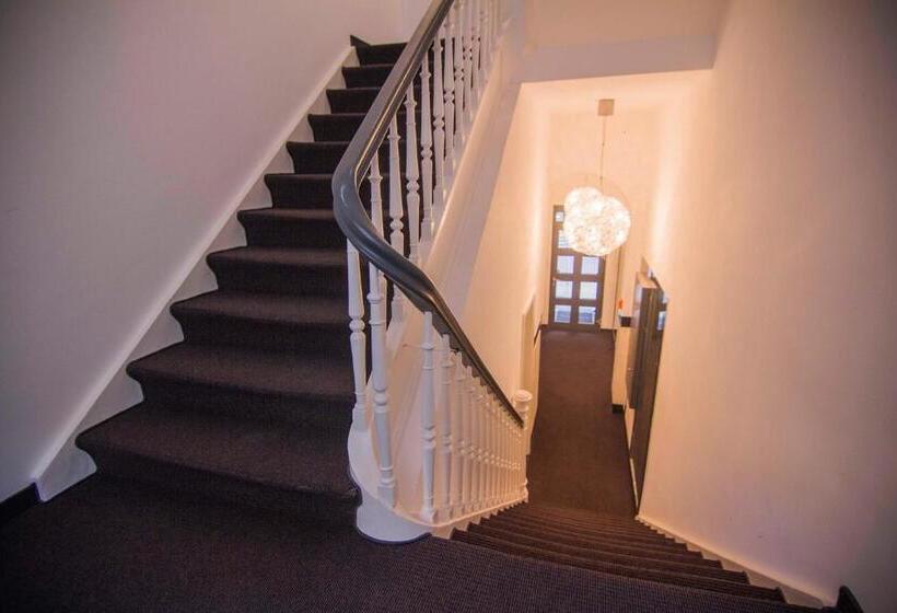 Fotos del hotel Helvetia Suites:  2