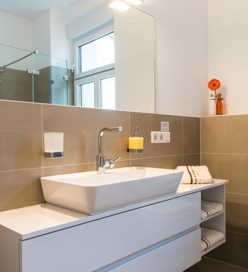 Fotos del hotel Helvetia Suites:  23