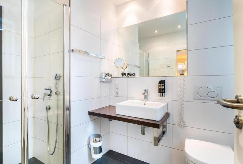 Fotos del hotel Schroeders Stadtwald:  19