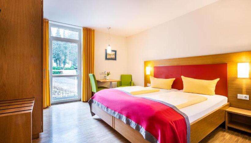 Fotos del hotel Schroeders Stadtwald:  18