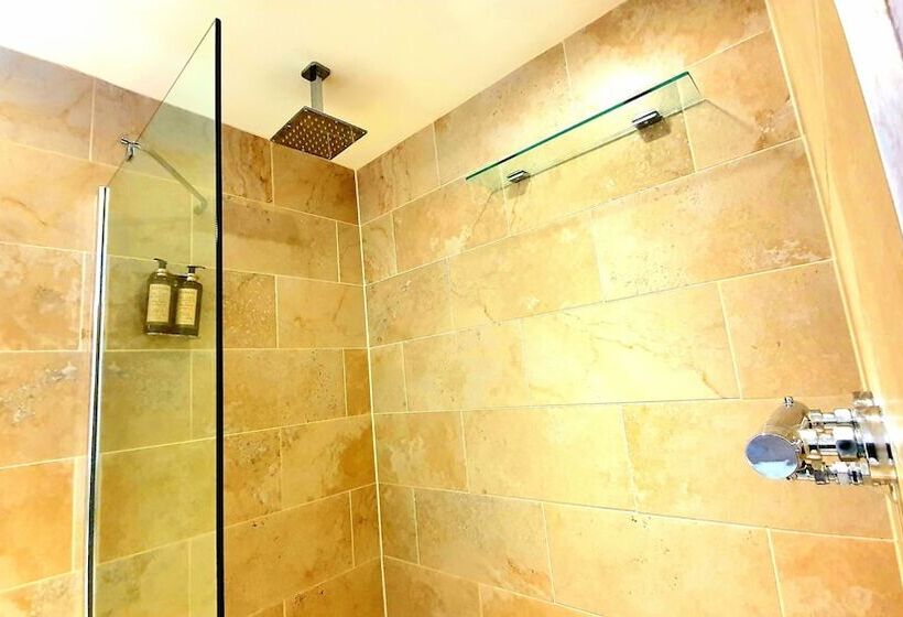 Fotos del hotel A Room With A View:  25