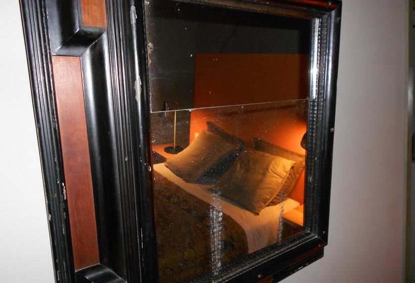 Fotos del hotel Le Crocodile Rouge:  16